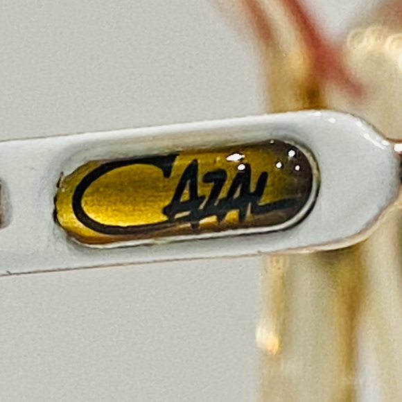 Meet your Posher, Tommy - Picture 12 of 15